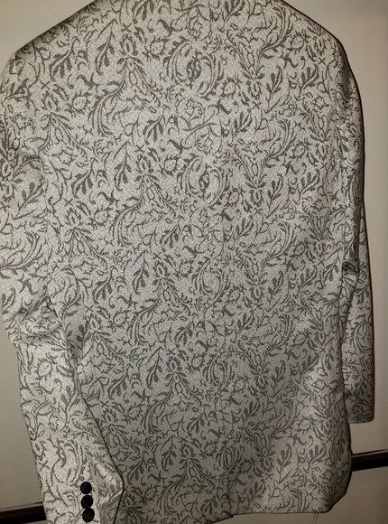 Formal wear jacket - Picture 2 of 6